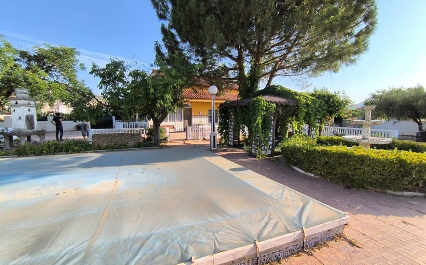Revente - Villa -
Yecla - Inland