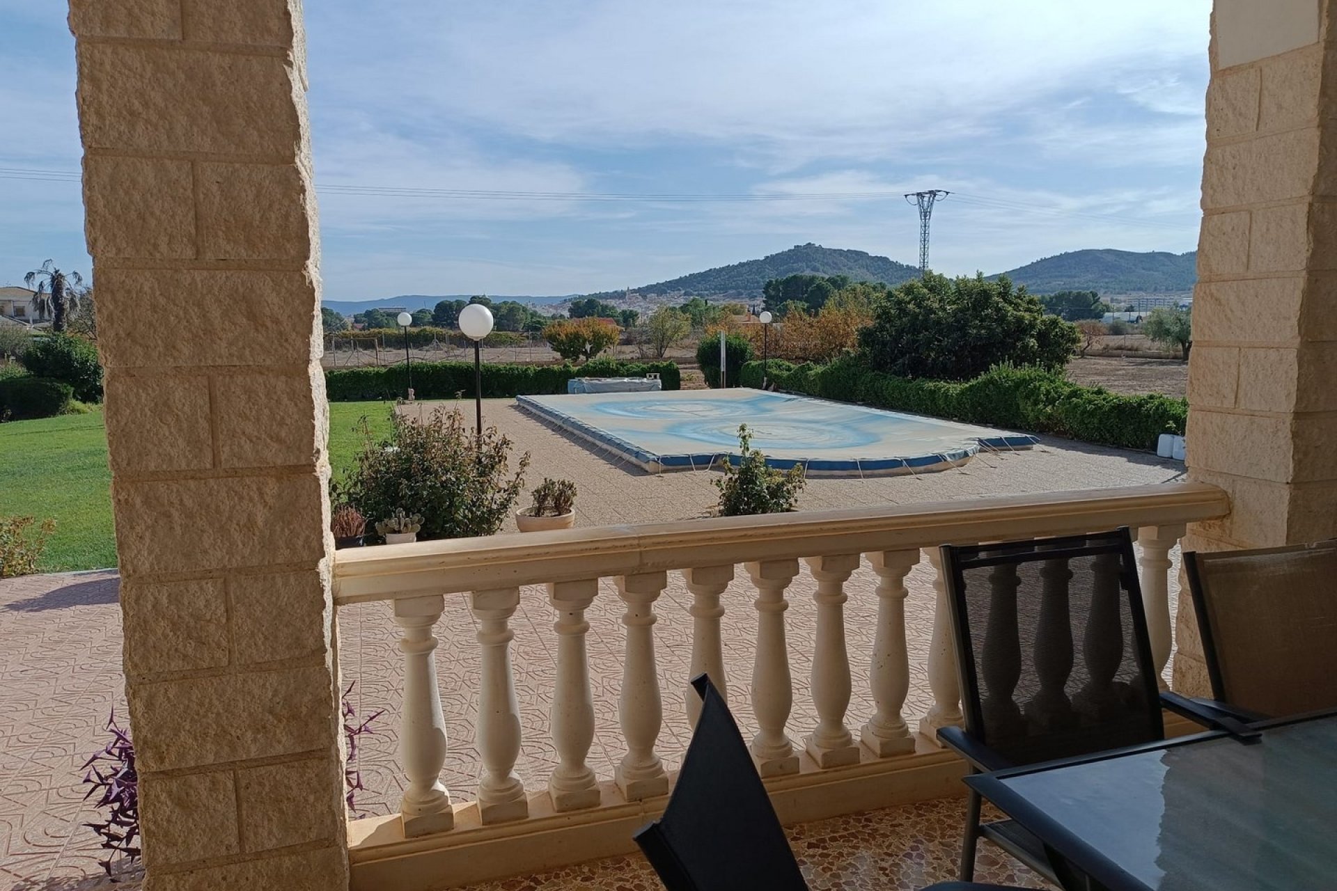 Revente - Villa -
Yecla - Inland