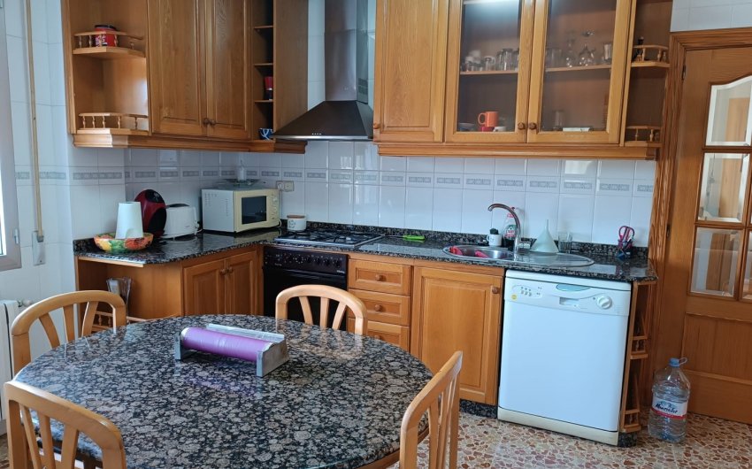 Revente - Villa -
Yecla - Inland