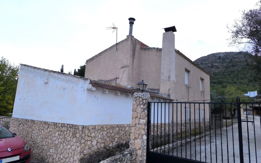 Revente - Villa -
Yecla - Inland