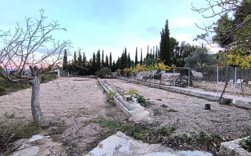 Revente - Villa -
Yecla - Inland