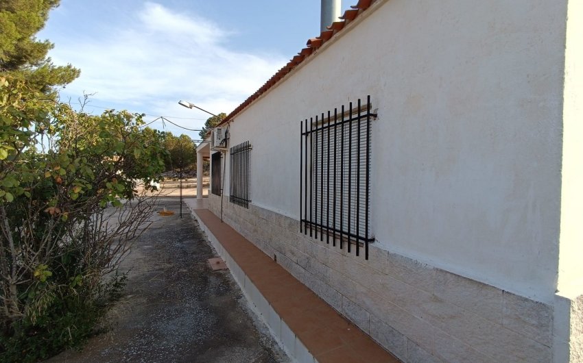 Revente - Villa -
Yecla - Inland