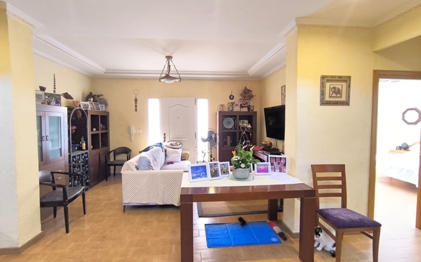 Revente - Villa -
Yecla - Inland