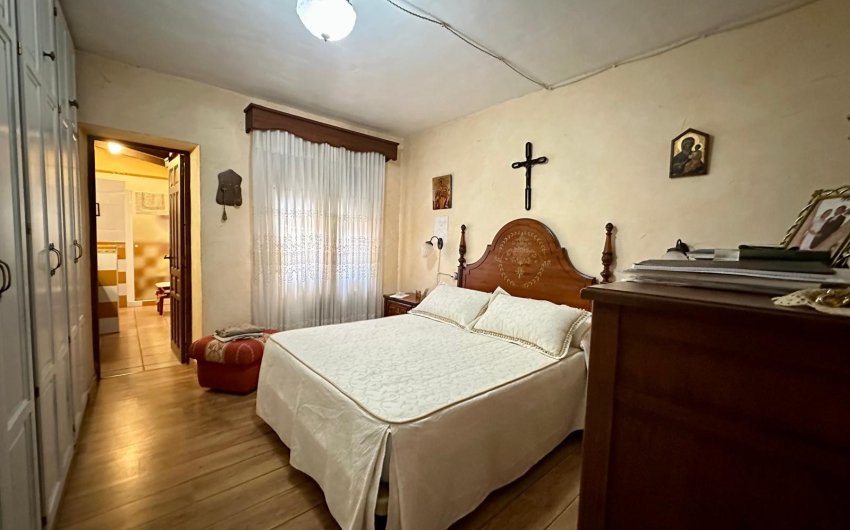 Revente - Villa -
Yecla - Inland