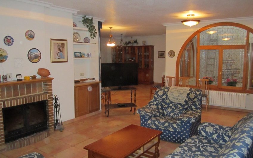 Revente - Villa -
Yecla - Inland