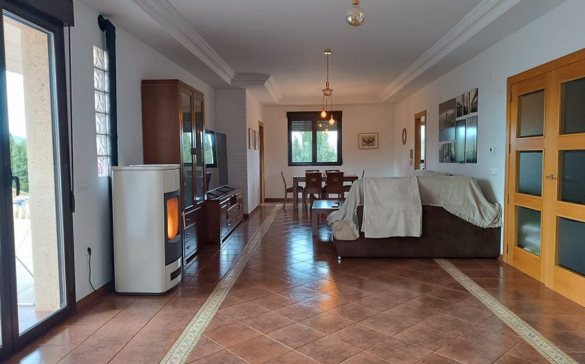 Revente - Villa -
Yecla - Inland