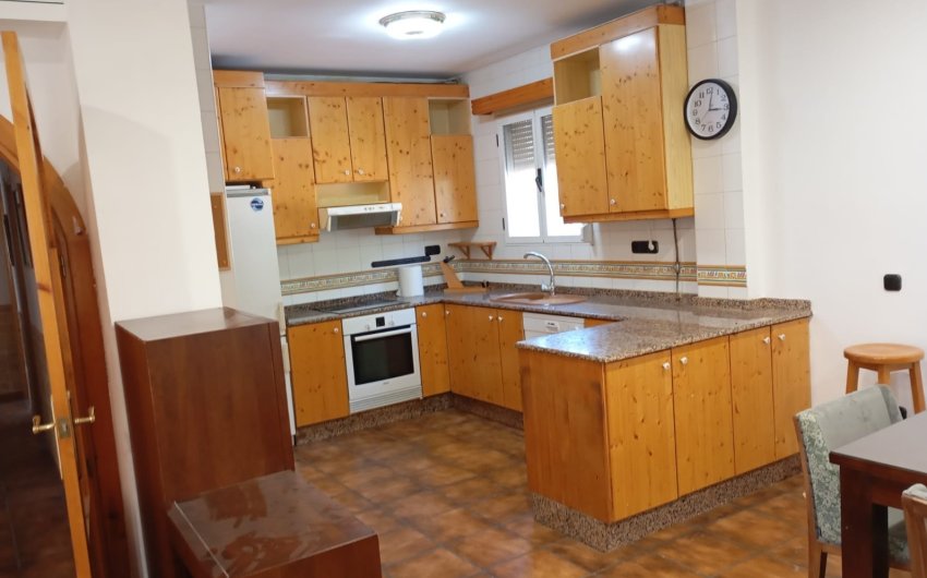 Revente - Villa -
Yecla - Inland