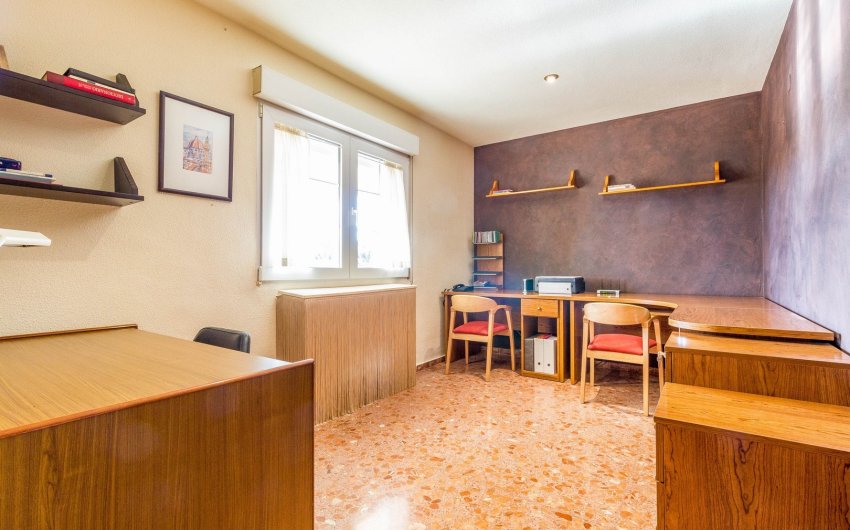 Revente - Villa -
Yecla - Inland