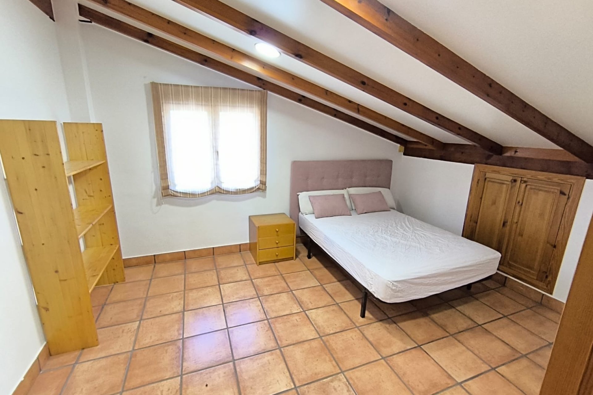 Revente - Villa -
Yecla - Inland