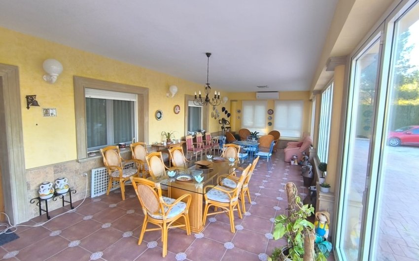 Revente - Villa -
Yecla - Inland