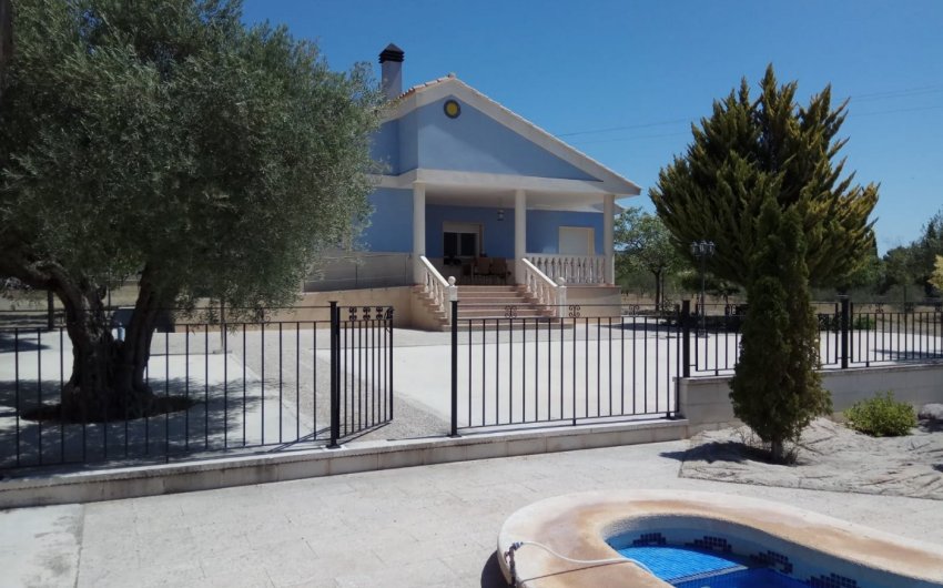 Revente - Villa -
Yecla