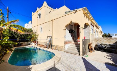 Town House - Herverkoop - San Miguel de Salinas -
                Inland