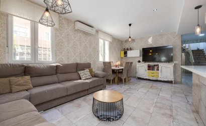 Town House - Herverkoop - Torrevieja -
                Centro