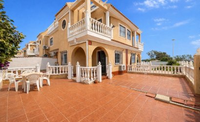 Town House - Reventa - Cabo Roig -
                Costa Blanca