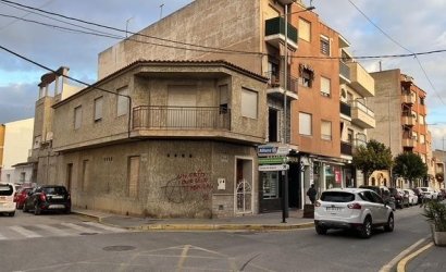 Town House - Revente - Catral -
                Comunidad Valenciana