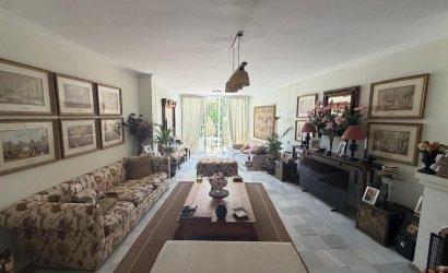 Town House - Revente - Marbella -
                Nagueles