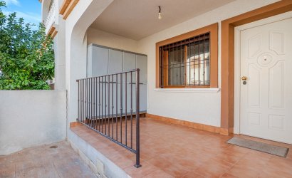 Townhouse - Resale - Daya Vieja -
                Daya Vieja