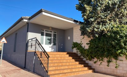 Townhouse - Resale - Sax -
                Sax