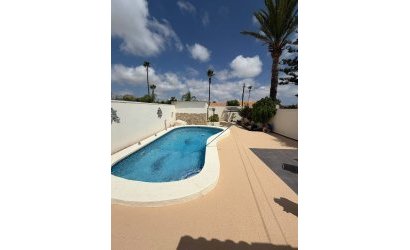 Villa - Herverkoop - Cabo Roig - Costa Blanca