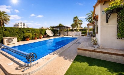 Villa - Herverkoop - Cabo Roig - Costa Blanca