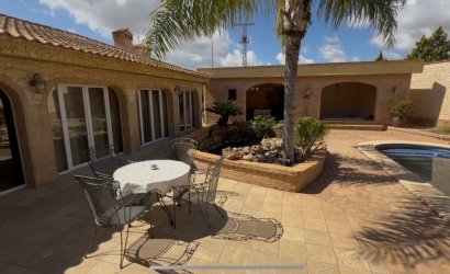 Villa - Herverkoop - Cartagena -
                Costa Blanca