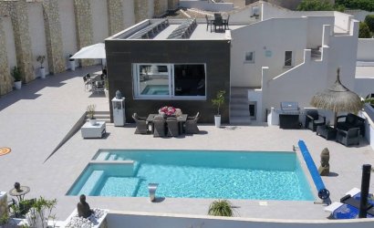 Villa - Herverkoop -
                Ciudad Quesada - MM-69143