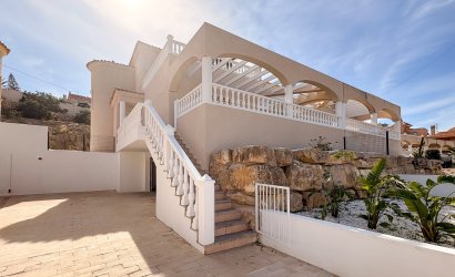 Villa - Herverkoop - El Campello -
                Pueblo Acantilado - Venta Lanuza