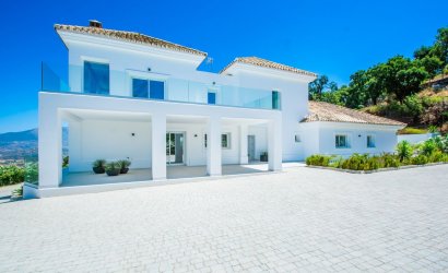 Villa - Herverkoop - La Mairena -
                Inland