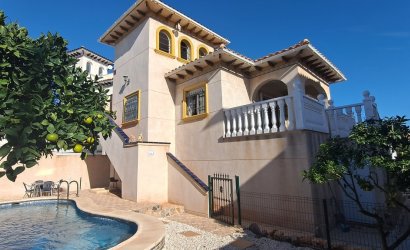 Villa - Herverkoop - La Zenia -
                Costa Blanca