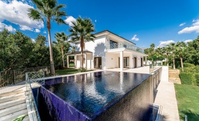 Villa - Herverkoop - Marbella - Nueva Andalucía