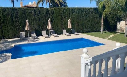 Villa - Herverkoop - Marbella - Nueva Andalucía