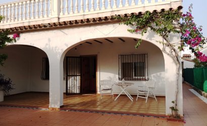 Villa - Herverkoop - Oliva -
                Oliva