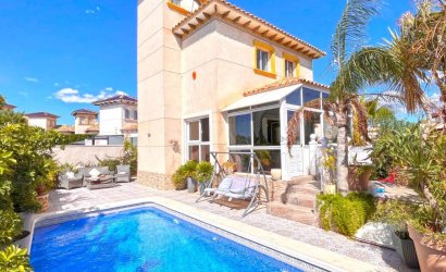 Villa - Herverkoop - Orihuela Costa - Costa Blanca