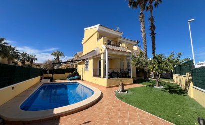 Villa - Herverkoop - Orihuela Costa - Costa Blanca