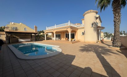 Villa - Herverkoop - Orihuela Costa -
                Costa Blanca