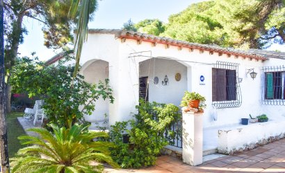 Villa - Herverkoop - Orihuela Costa -
                Punta Prima