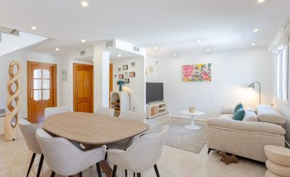 Villa - Herverkoop -
                Pilar de la Horadada - MLSC-28792