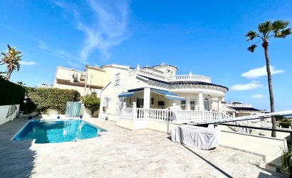 Villa - Herverkoop - Pinar de Campoverde -
                Inland