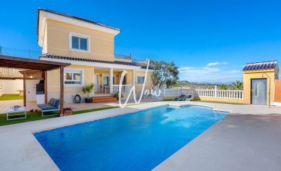 Villa - Herverkoop - San Miguel de Salinas -
                Inland