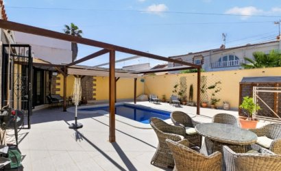Villa - Herverkoop - Torrevieja - Costa Blanca