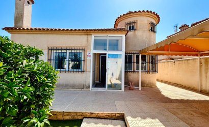 Villa - Herverkoop - Torrevieja - Costa Blanca