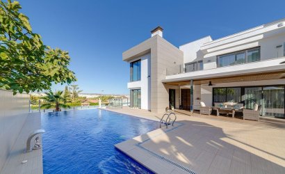Villa - Herverkoop - Torrevieja - Costa Blanca