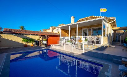 Villa - Herverkoop - Torrevieja -
                El Chaparral