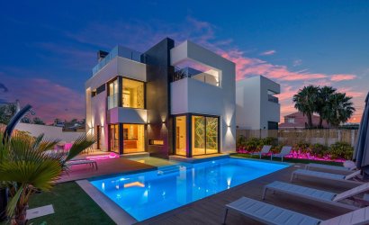 Villa - Herverkoop - Torrevieja -
                Torreta Florida