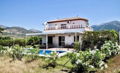 Villa - Herverkoop - Vinuela - Inland