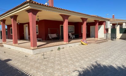 Villa - Resale - Albatera -
                Inland