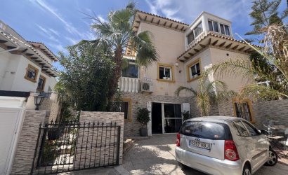 Villa - Resale - Orihuela -
                Costa Blanca