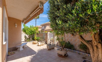 Villa - Resale - Torrevieja - Los Balcones - Los Altos del Edén