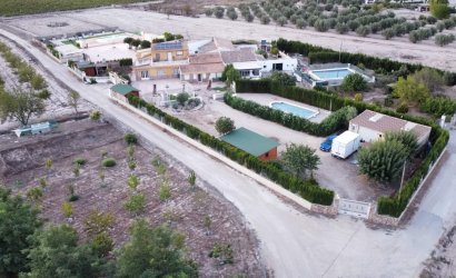 Villa - Resale - Villena -
                Inland