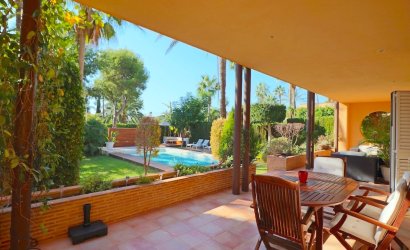 Villa - Reventa -
                Benidorm - MM-26754